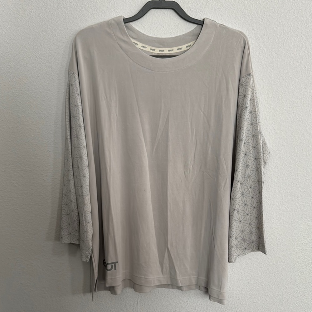 Epcot Silver Relaxed Long Sleeve Tee